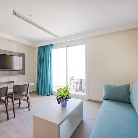 Apartamentos Los Angeles Сан-Антонио-Абад Экстерьер фото