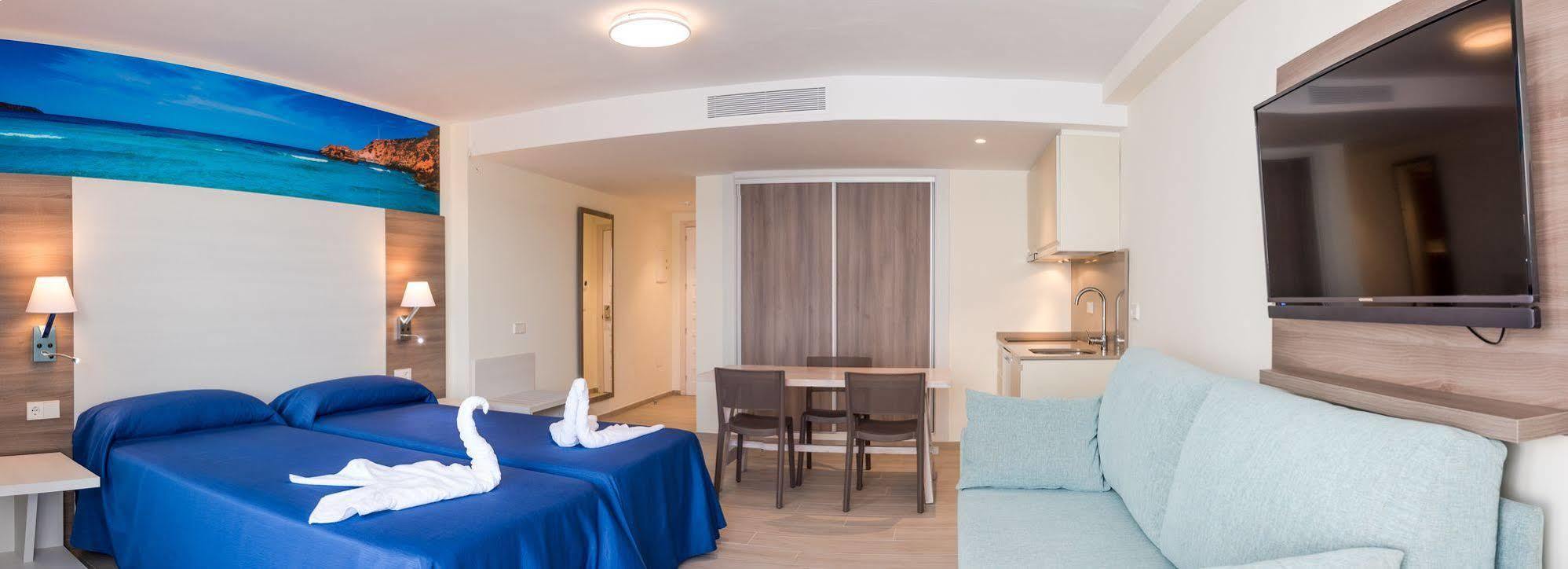 Apartamentos Los Angeles Сан-Антонио-Абад Экстерьер фото